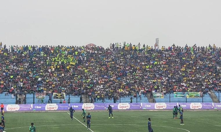V. Club Affronte Les Aigles Au Stade Tata Raphaël V. Club Affronte Les Aigles Au Stade Tata Raphaël