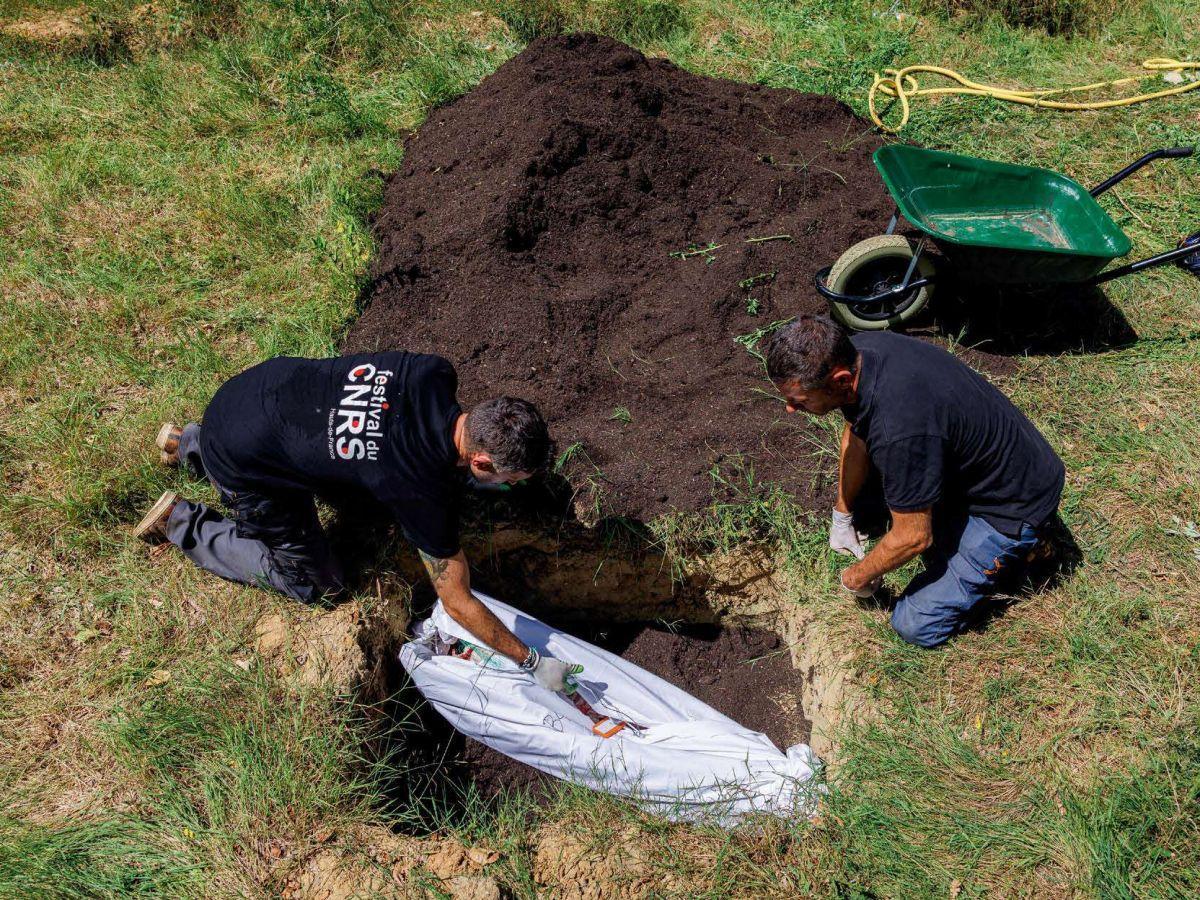 Compostage Funéraire Une Alternative Écologique Compostage Funéraire Une Alternative Écologique