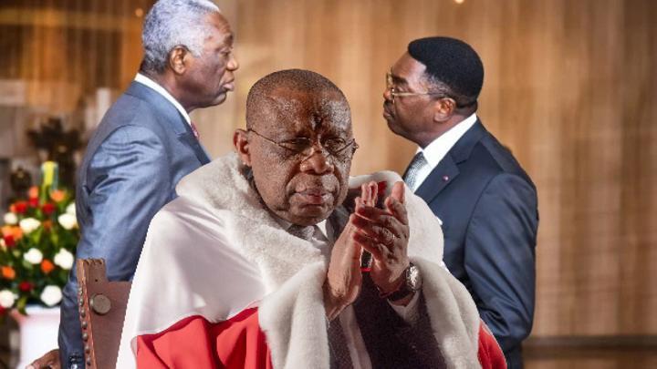 Biya Remplace Mvondo Ayolo: Nouveau Rebondissement Biya Remplace Mvondo Ayolo: Nouveau Rebondissement