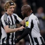 Premier League: Yoane Wissa Freiné par la Maladie Premier League: Yoane Wissa Freiné par la Maladie