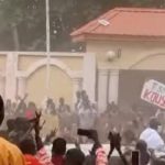 Avertissement du Parti de Tchiroma au Régime Biya Avertissement du Parti de Tchiroma au Régime Biya