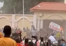 Avertissement du Parti de Tchiroma au Régime Biya Avertissement du Parti de Tchiroma au Régime Biya