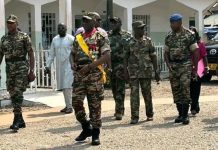 Ngolo Ngomba et Ses Hommes À L’Hôpital Militaire N°2 Ngolo Ngomba et Ses Hommes À L'Hôpital Militaire N°2