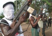 NOSO: les Ambazoniens EnlèVent 15 Personnes À Santa NOSO: les Ambazoniens EnlèVent 15 Personnes À Santa