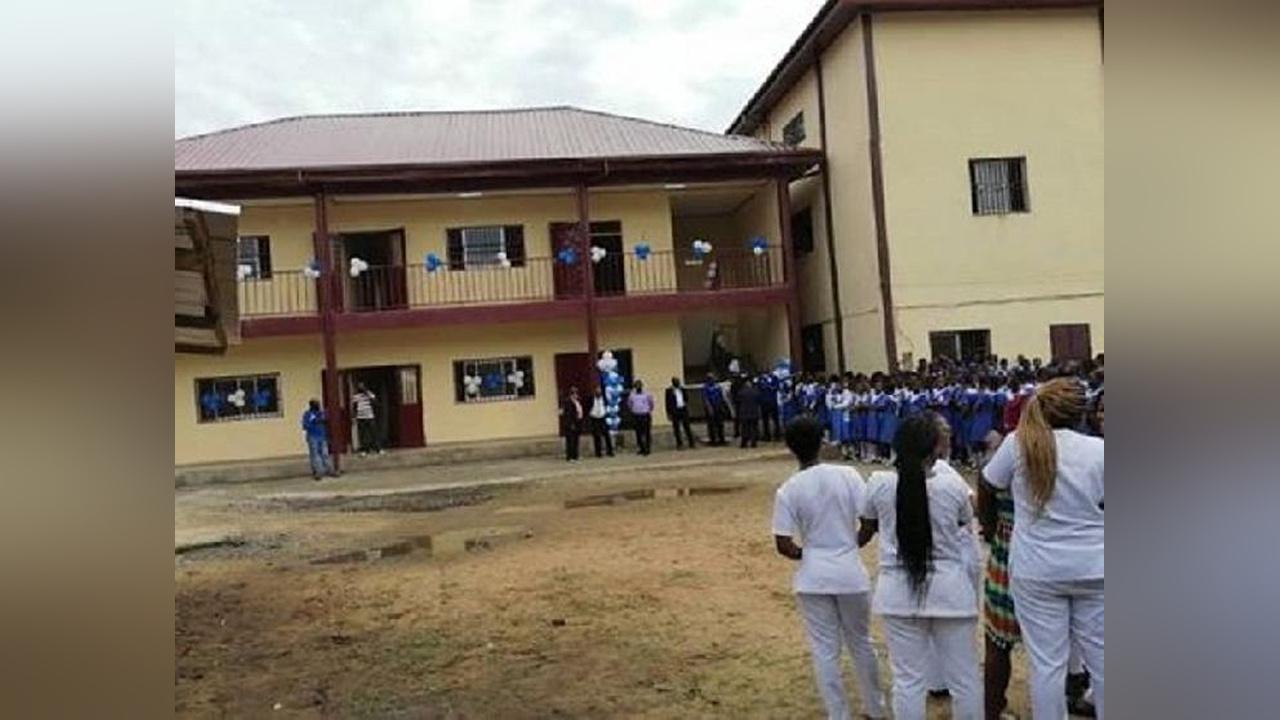 Ravage Sexuel: Un Surveillant Comme Baltasar Ravage Sexuel: Un Surveillant Comme Baltasar