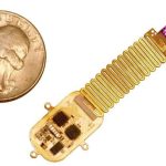 Implant Émettant Des Messages Lumineux Au Cerveau Implant Émettant Des Messages Lumineux Au Cerveau