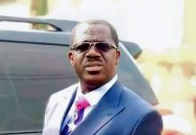 Maxime Eko Eko Prend Son Premier Pas Vers La Liberté Maxime Eko Eko Prend Son Premier Pas Vers La Liberté