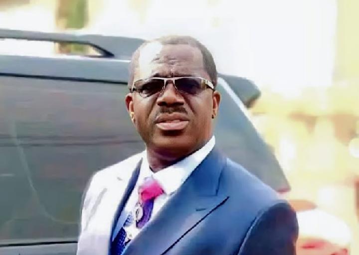 Maxime Eko Eko Prend Son Premier Pas Vers La Liberté Maxime Eko Eko Prend Son Premier Pas Vers La Liberté