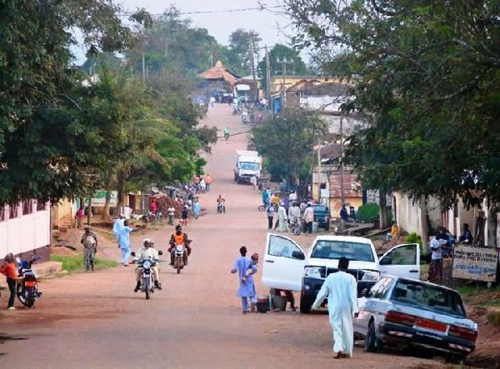 Scandales Financiers Et Lutte Des Clans Au Cameroun Scandales Financiers Et Lutte Des Clans Au Cameroun