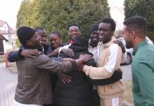 Un Camerounais unique fils à sa mère porté disparu en Russie Un Camerounais unique fils à sa mère porté disparu en Russie