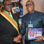 Décès du maire Gabriel Kemleu Tchabgou, Éric Niat inconsolable ! Décès du maire Gabriel Kemleu Tchabgou, Éric Niat inconsolable !