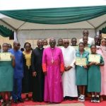 Former des Entrepreneurs Au-Delà Des Diplômes Former des Entrepreneurs Au-Delà Des Diplômes