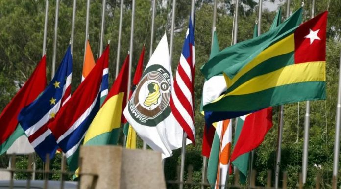 Le Marché Commun D’Afrique de L’Ouest et la CEDEAO Le Marché Commun D'Afrique de L'Ouest et la CEDEAO