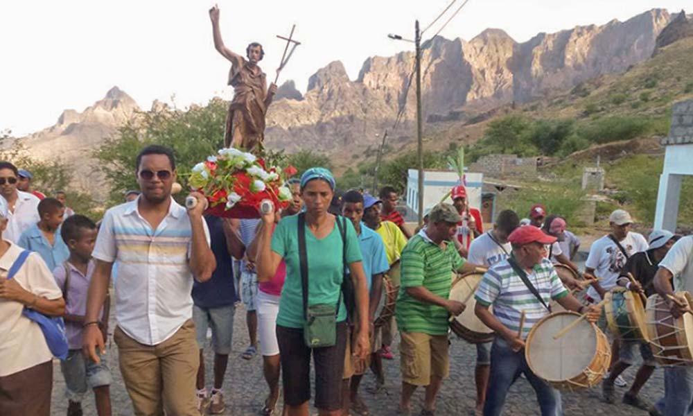 Porto Novo/São João: Parish priest appeals to the faithful that the municipality remains without cases so there can be a pilgrimage Porto Novo/São João: Parish priest appeals to the faithful that the municipality remains without cases so there can be a pilgrimage