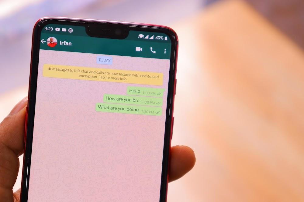 WhatsApp: How to customize wallpapers for specific chats