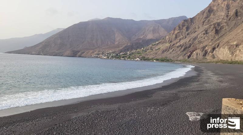 Government will invest 918 million escudos in the valuing of 18 tourist villages on six islands Government will invest 918 million escudos in the valuing of 18 tourist villages on six islands