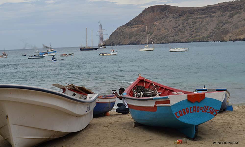 Weather status: Prohibited departure of boats to sea throughout the country Weather status: Prohibited departure of boats to sea throughout the country