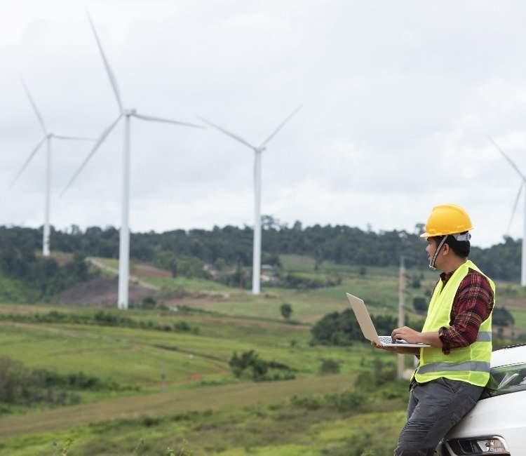 More than 500,000 Wind Technicians Needed by 2026, Says GWEC More than 500,000 Wind Technicians Needed by 2026, Says GWEC
