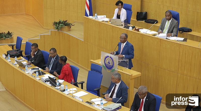 Parliament: Ulisses Correia says his government does not limit only to emergencies management in the context of severe crises Parliament: Ulisses Correia says his government does not limit only to emergencies management in the context of severe crises