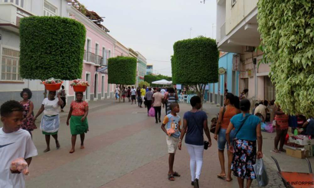 Foreign population in Cape Verde: Guineans, Senegalese and Portuguese are the majority in the country Foreign population in Cape Verde: Guineans, Senegalese and Portuguese are the majority in the country
