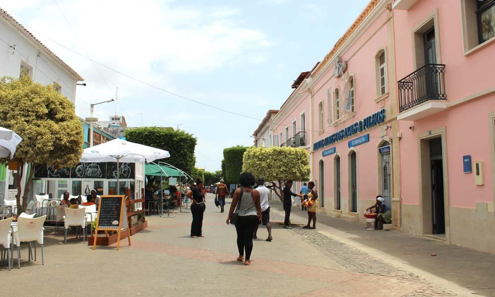 Christmas: Point tolerance for State employees, today, 23rd and 30th of December Christmas: Point tolerance for State employees, today, 23rd and 30th of December