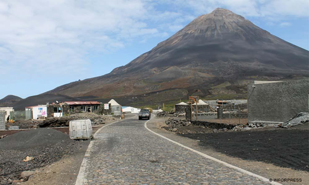 Rural Tourist Villages: Campanas de Cima, Chã das Caldeiras and Pai ...