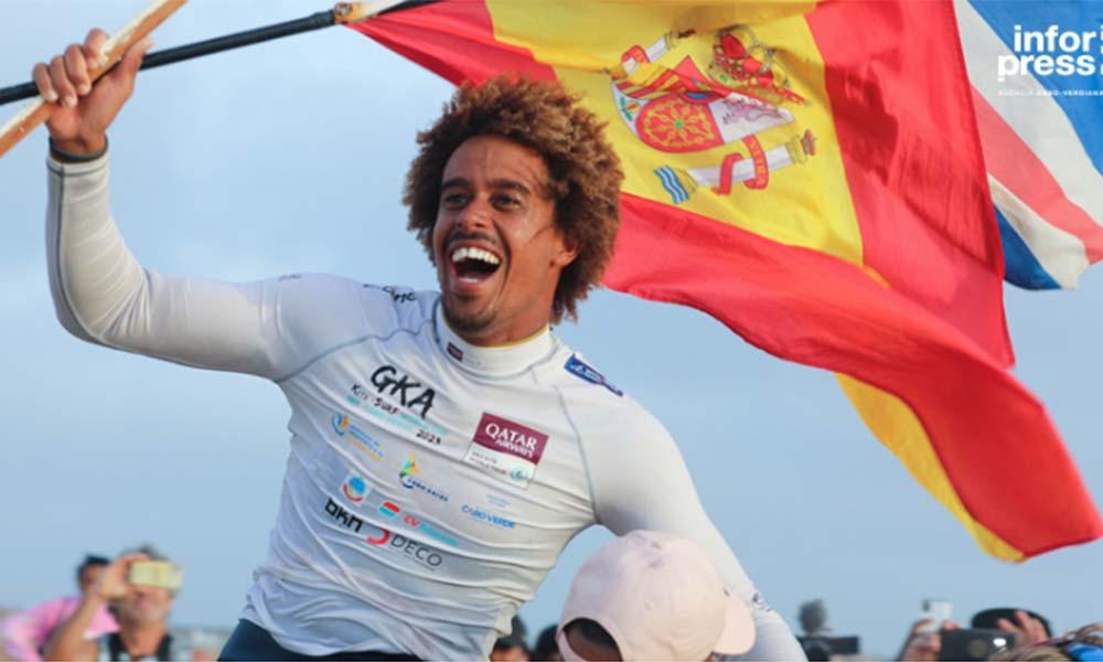 Matchú Lopes wins the 1st stage of the Kitesurfing World Championship in Ponta Preta