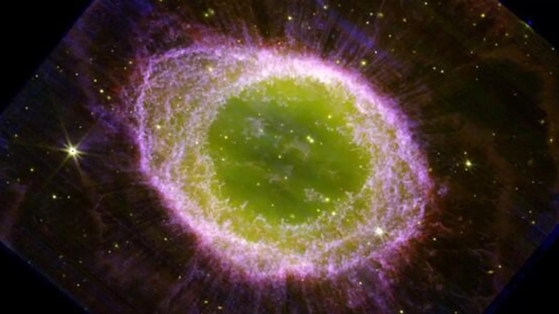 Webb Space Telescope Reveals New Images of Ring Nebula Webb Space Telescope Reveals New Images of Ring Nebula