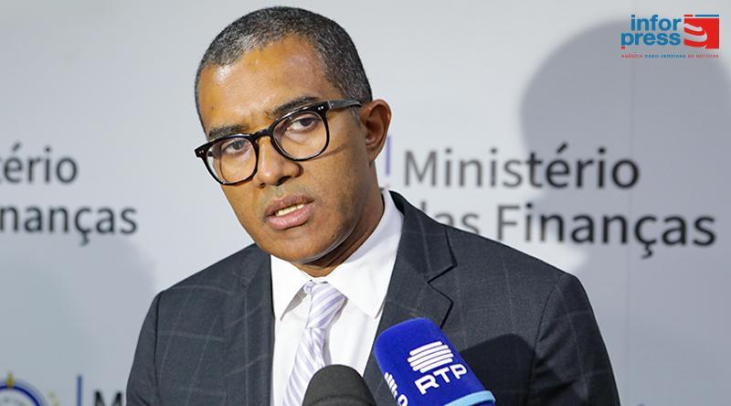 Government official calls Luxair’s announcement about an increase in weekly flights to Cabo Verde “extraordinary” Government official calls Luxair’s announcement about an increase in weekly flights to Cabo Verde “extraordinary”