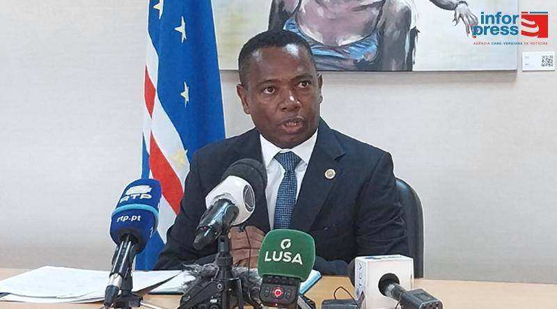 BCV: Salary increase is to correct “internal dysfunction” in the remuneration system – Olavo Correia BCV: Salary increase is to correct “internal dysfunction” in the remuneration system – Olavo Correia