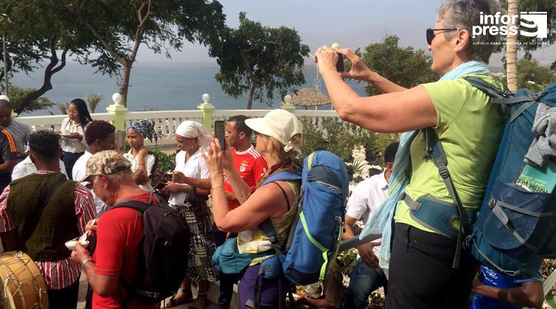 Craftsmen propose including the cultural village in the tourist circuit in this high cruise season Craftsmen propose including the cultural village in the tourist circuit in this high cruise season