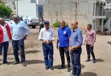 Minister Paulo Rocha Reviews Flood Risk Assessment Document Minister Paulo Rocha Reviews Flood Risk Assessment Document