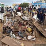 Micro-Entrepreneurs in Praça Estrela Await Subsidy Micro-Entrepreneurs in Praça Estrela Await Subsidy