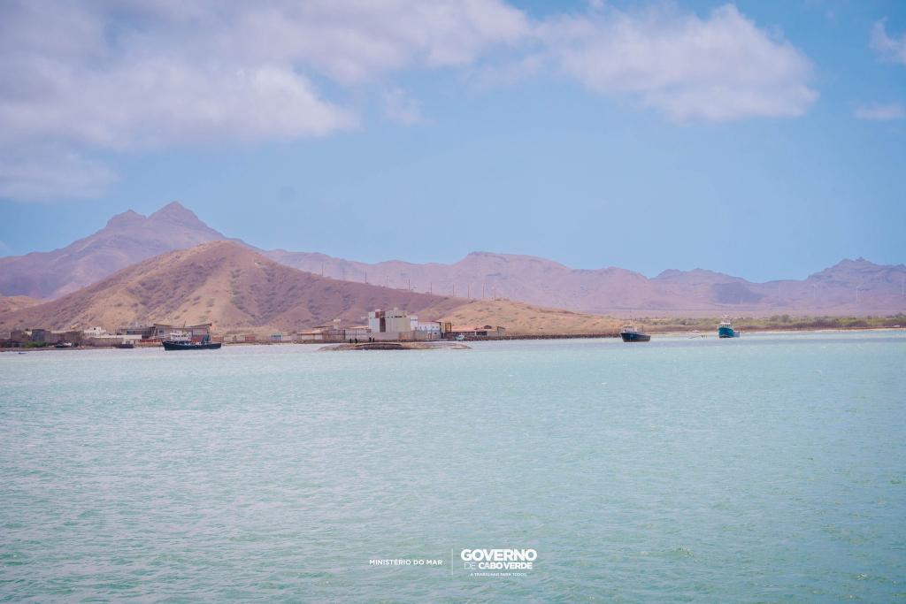 Government Advances ITZIAR II Ship Removal from Porto Grande Government Advances ITZIAR II Ship Removal from Porto Grande