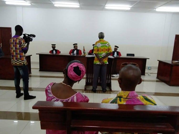 CENTRAFRIQUE : L’ARBITRAGE ATTENDU DE LA COUR CONSTITUTIONNELLE APRÈS L’ÉCHEC DU DISPOSITIF NATIONAL DE SÉCURISATION DES ÉLECTIONS. CENTRAFRIQUE : L’ARBITRAGE ATTENDU DE LA COUR CONSTITUTIONNELLE APRÈS L’ÉCHEC DU DISPOSITIF NATIONAL DE SÉCURISATION DES ÉLECTIONS.