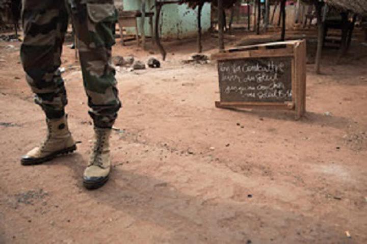 RCA : disparition spectaculaire d’un caporal-chef de l’armée nationale, ses parents demandent à l’état-major des explications RCA : disparition spectaculaire d’un caporal-chef de l’armée nationale, ses parents demandent à l’état-major des explications