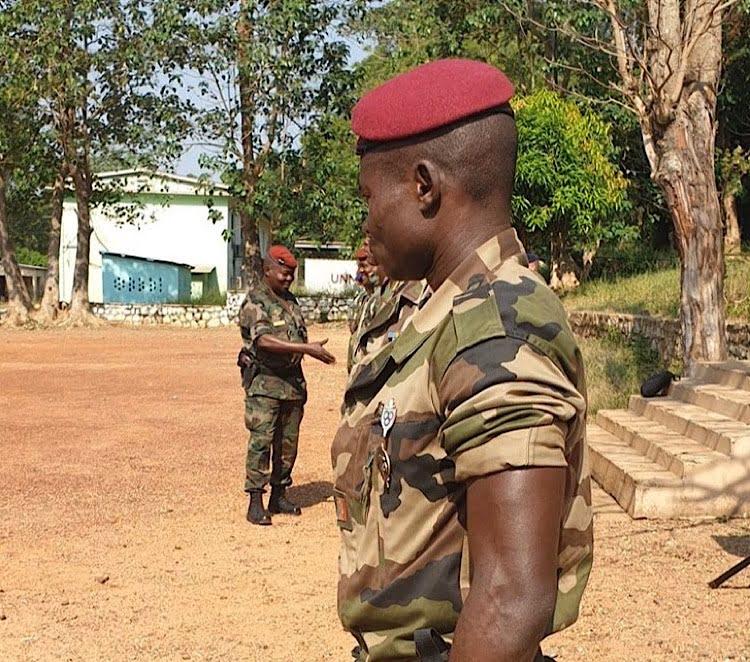 L’état-major des FACA affirme dans un communiqué qu’un drone du type MAVIC  a été détruit par les soldats FACA dans la sous-préfecture d’Aba.  Une plaisanterie ou un tissu de mensonges ? L’état-major des FACA affirme dans un communiqué qu’un drone du type MAVIC  a été détruit par les soldats FACA dans la sous-préfecture d’Aba.  Une plaisanterie ou un tissu de mensonges ?