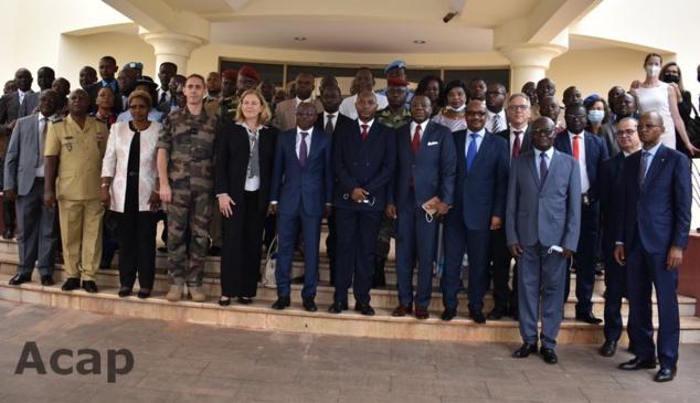 Table ronde sur la sécurité en République Centrafricaine Table ronde sur la sécurité en République Centrafricaine