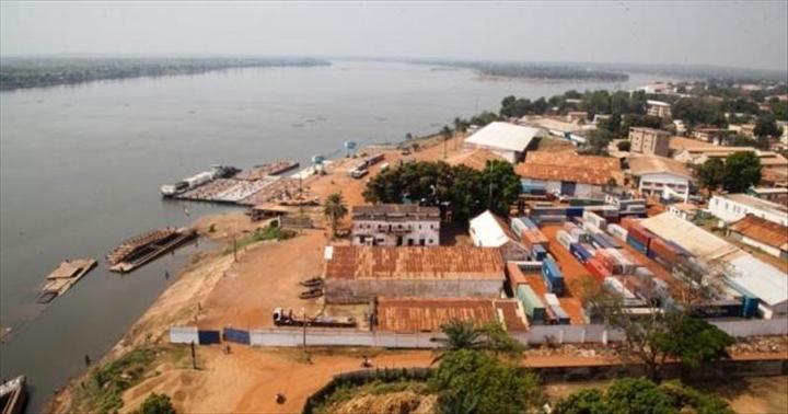 Les participants recommandent au gouvernement de mobiliser des ressources dans les programmes du secteur de la protection sociale. Les participants recommandent au gouvernement de mobiliser des ressources dans les programmes du secteur de la protection sociale.