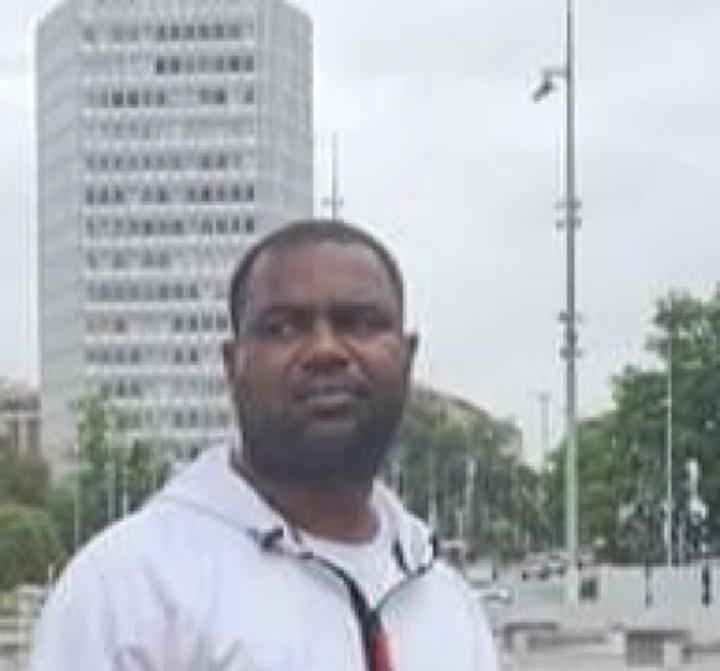 RCA : démission au sein du parti MCU, un proche de l’ancien premier ministre Firmin Ngrebada claque la porte RCA : démission au sein du parti MCU, un proche de l’ancien premier ministre Firmin Ngrebada claque la porte
