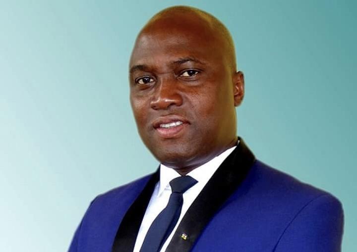 BIEN ENSEIGNER LES ENFANTS D’AUTRUI COMME J’AIMERAIS QUE MES PROPRES ENFANTS SOIENT ENSEIGNÉS », DIXIT DR. DÉSIRÉ DOMINIQUE ERENON BIEN ENSEIGNER LES ENFANTS D’AUTRUI COMME J’AIMERAIS QUE MES PROPRES ENFANTS SOIENT ENSEIGNÉS », DIXIT DR. DÉSIRÉ DOMINIQUE ERENON