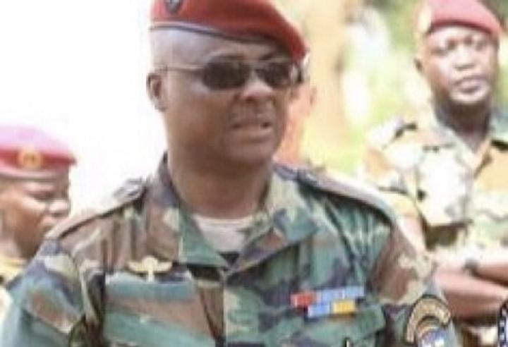 RCA : quand la vie de l’ex-chef d’État-major Ludovic Ngaïfé, celle de l’ancien  chef milicien Anti-Balaka Yvon Konaté ainsi que celle de l’ancien ministre Maleyombo, détenus à la prison de camp de Roux, sont menacées, selon leur avocat