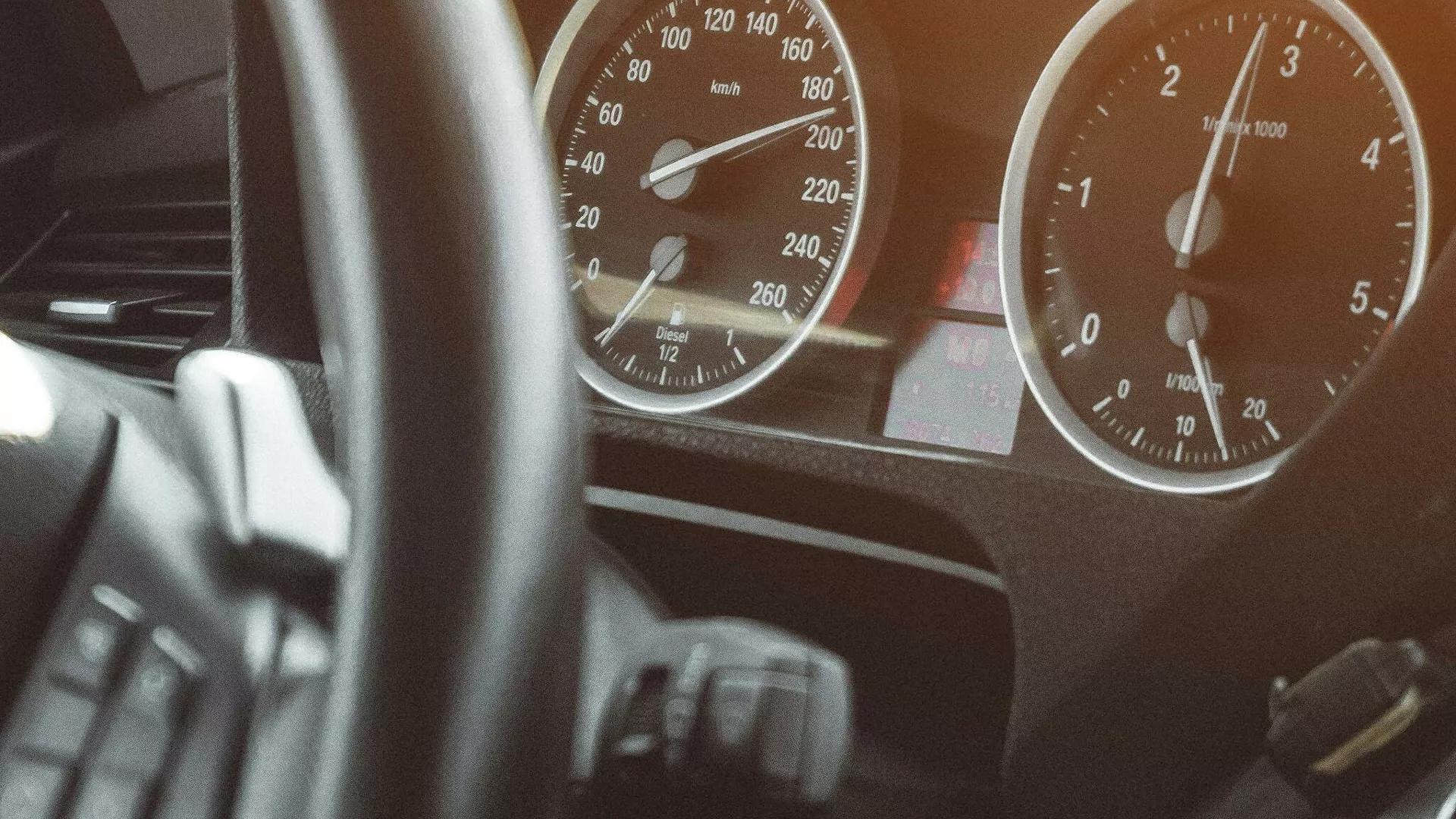 Record de vitesse lors d’une course illégale à Carcassonne Record de vitesse lors d’une course illégale à Carcassonne