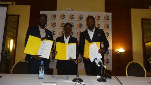 le musicien D-First signe un contrat d’artiste avec la maison de production « The US Agency » le musicien D-First signe un contrat d’artiste avec la maison de production « The US Agency »