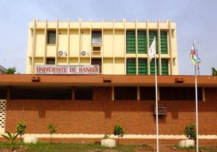 Centrafrique : Pr Gérard Grézenguet, nommé recteur à l’université de Bangui Centrafrique : Pr Gérard Grézenguet, nommé recteur à l’université de Bangui