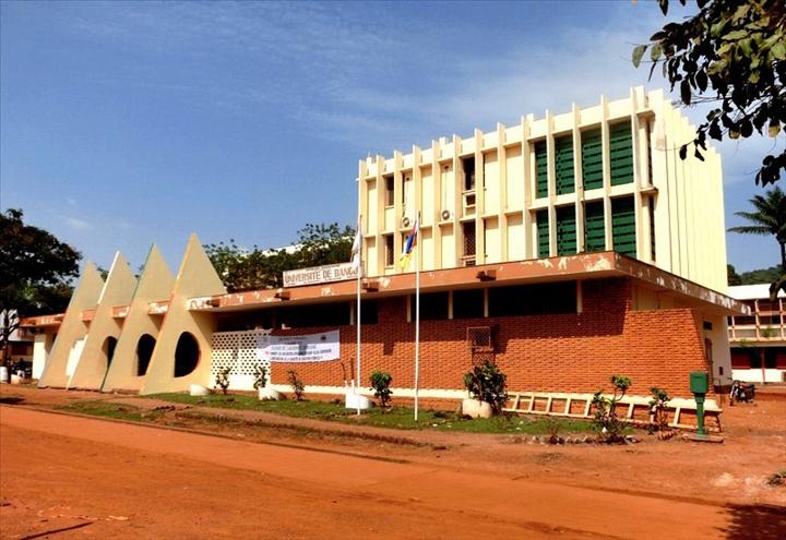 Pr Gérard Grézenguet, nommé recteur à l’université de Bangui Pr Gérard Grézenguet, nommé recteur à l’université de Bangui