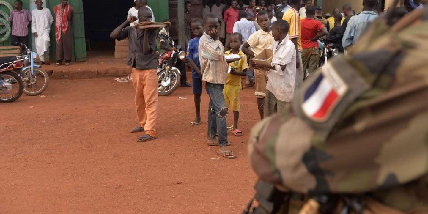 Enquête ouverte en République centrafricaine après l’arrestation de quatre militaires de l’armée française Enquête ouverte en République centrafricaine après l’arrestation de quatre militaires de l’armée française