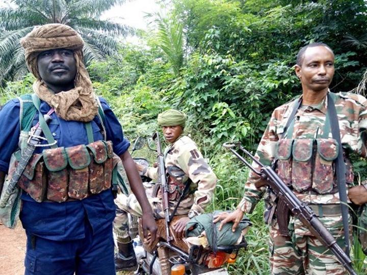 tracasserie et l’insécurité routière, les passagers d’un véhicule ont été braqués dans la localité d’Ippy en Centrafrique tracasserie et l’insécurité routière, les passagers d’un véhicule ont été braqués dans la localité d’Ippy en Centrafrique