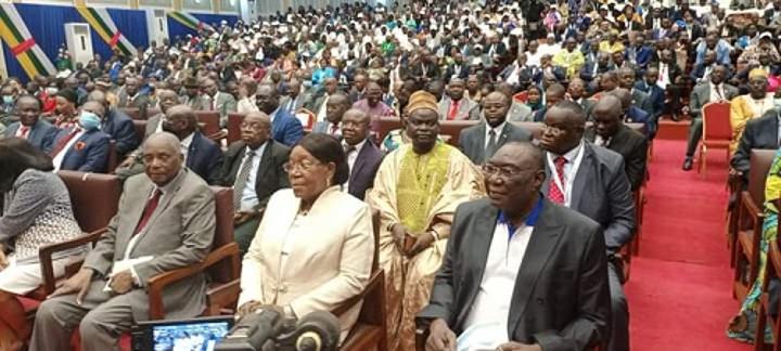 Centrafrique : fin d’un dialogue de réconciliation sans avancées concrètes, mais dominé par la proposition de la modification de la constitution Centrafrique : fin d’un dialogue de réconciliation sans avancées concrètes, mais dominé par la proposition de la modification de la constitution