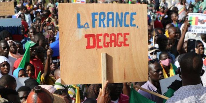 si la France ne se mêlait pas des affaires intérieures de la RCA, elle ne disparaitrait pas de la scène politique Centrafricaine si la France ne se mêlait pas des affaires intérieures de la RCA, elle ne disparaitrait pas de la scène politique Centrafricaine